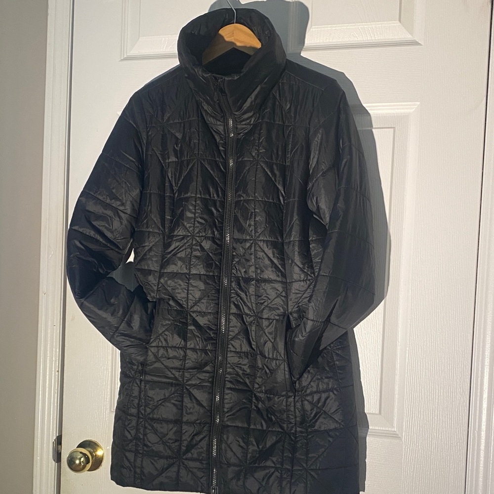The North Face Women's Black Quilted Puffer Jacket